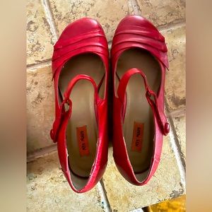 Miz Mooz 40/9.5 size Mary Jane with small heel